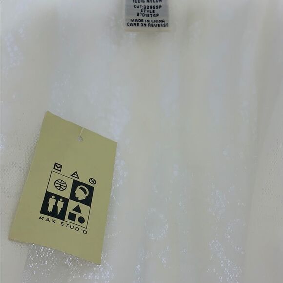 MAX STUDIO PETITE Womens SP ivory off the shoulder lace top - Picture 5 of 5